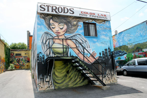 EGR Graffiti Toronto Canada EGR Graffiti Toronto Canada