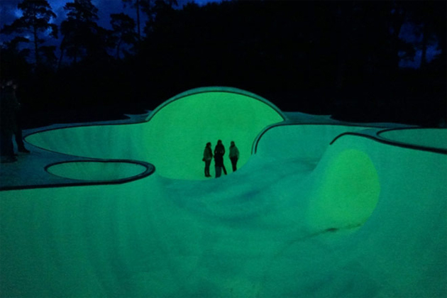 glow in the dark skate park