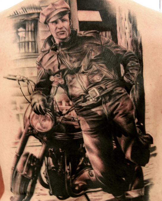 megan hoogland back tattoo