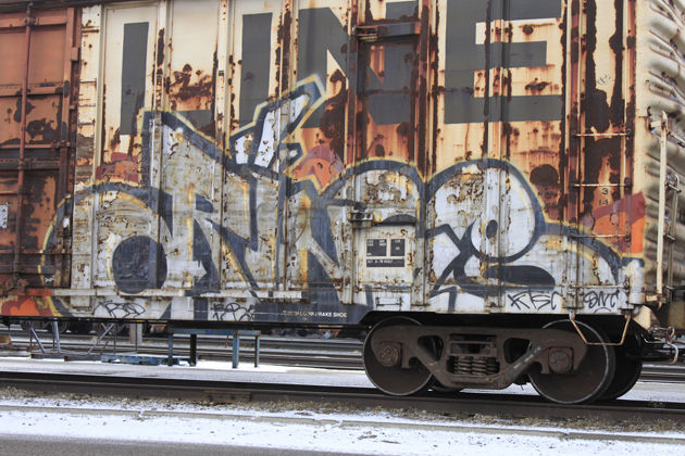 oringe graffiti boxcar